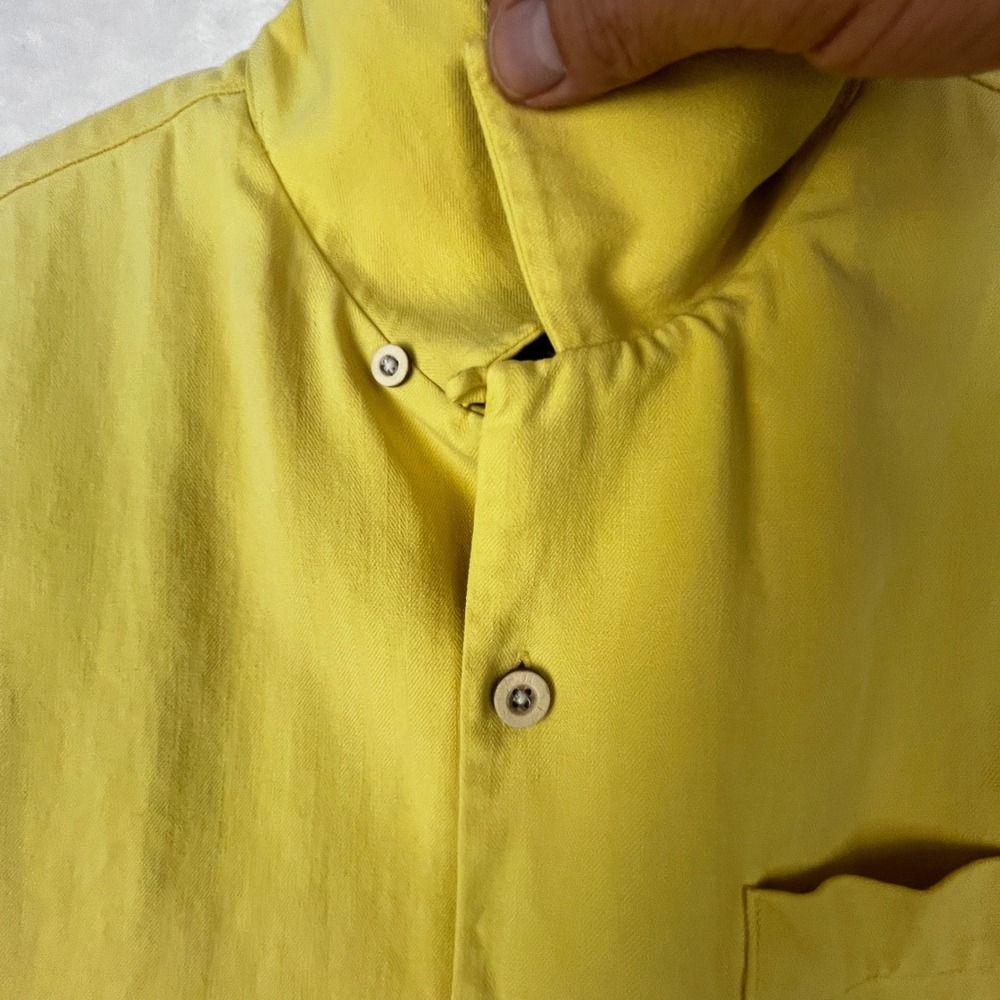 Tommy Bahama Camp Shirt Mens M Yellow 100% Silk Short Sleeve Original Fit - Picture 4 of 10